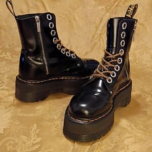 Dr Martens JADON MAX Platform Leather Combat Boots, Women's 7.0